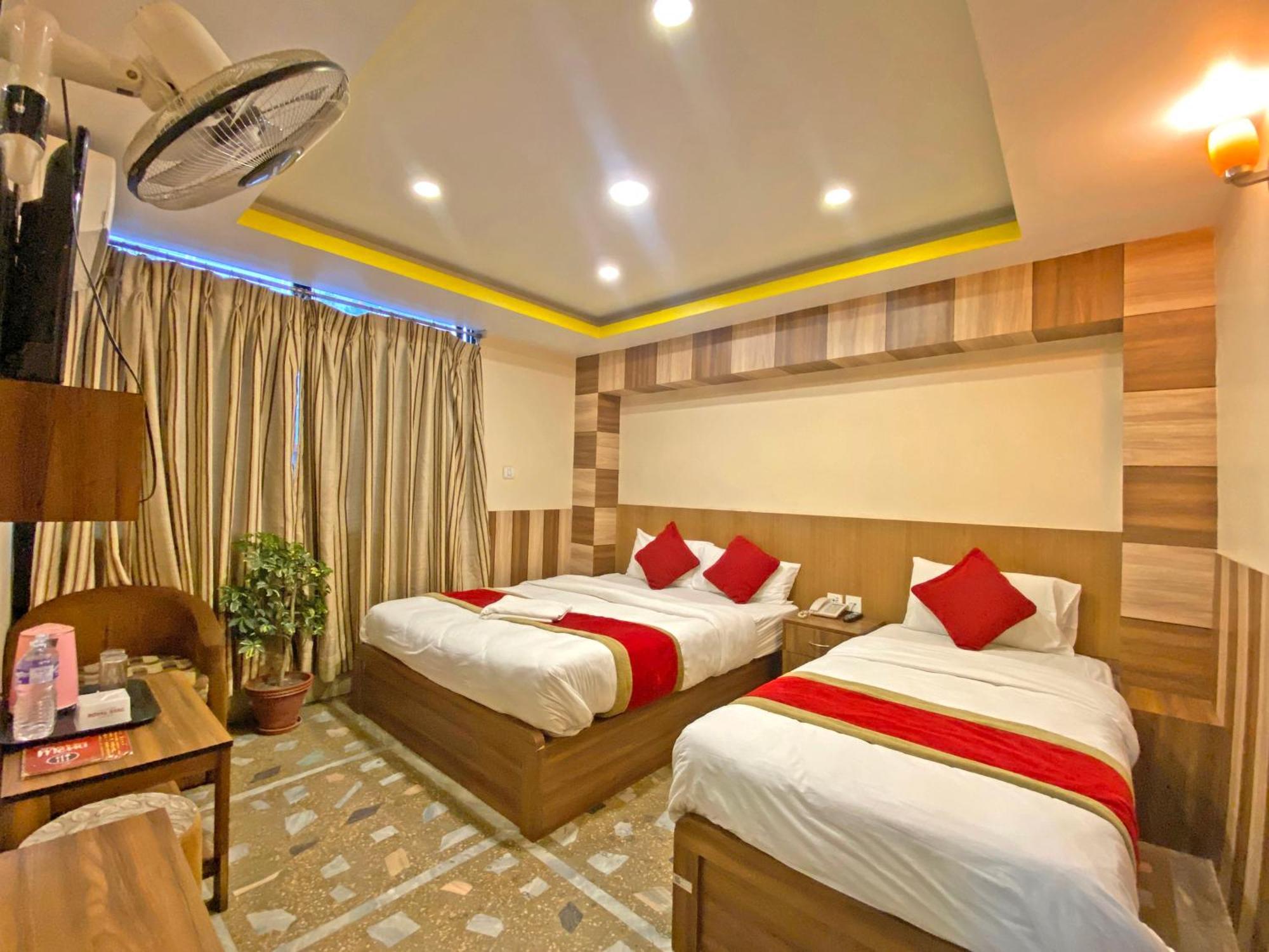 Hotel Airport Holiday Katmandou Extérieur photo