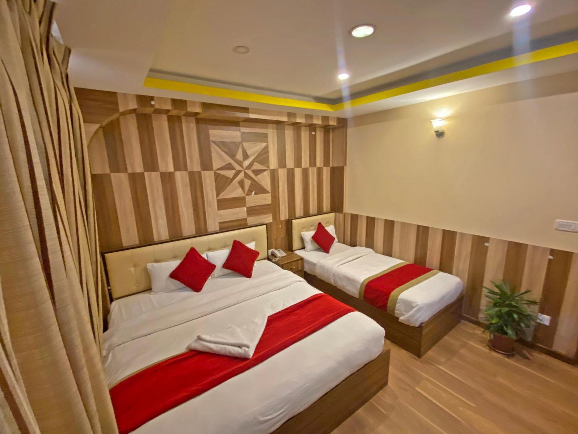 Hotel Airport Holiday Katmandou Extérieur photo