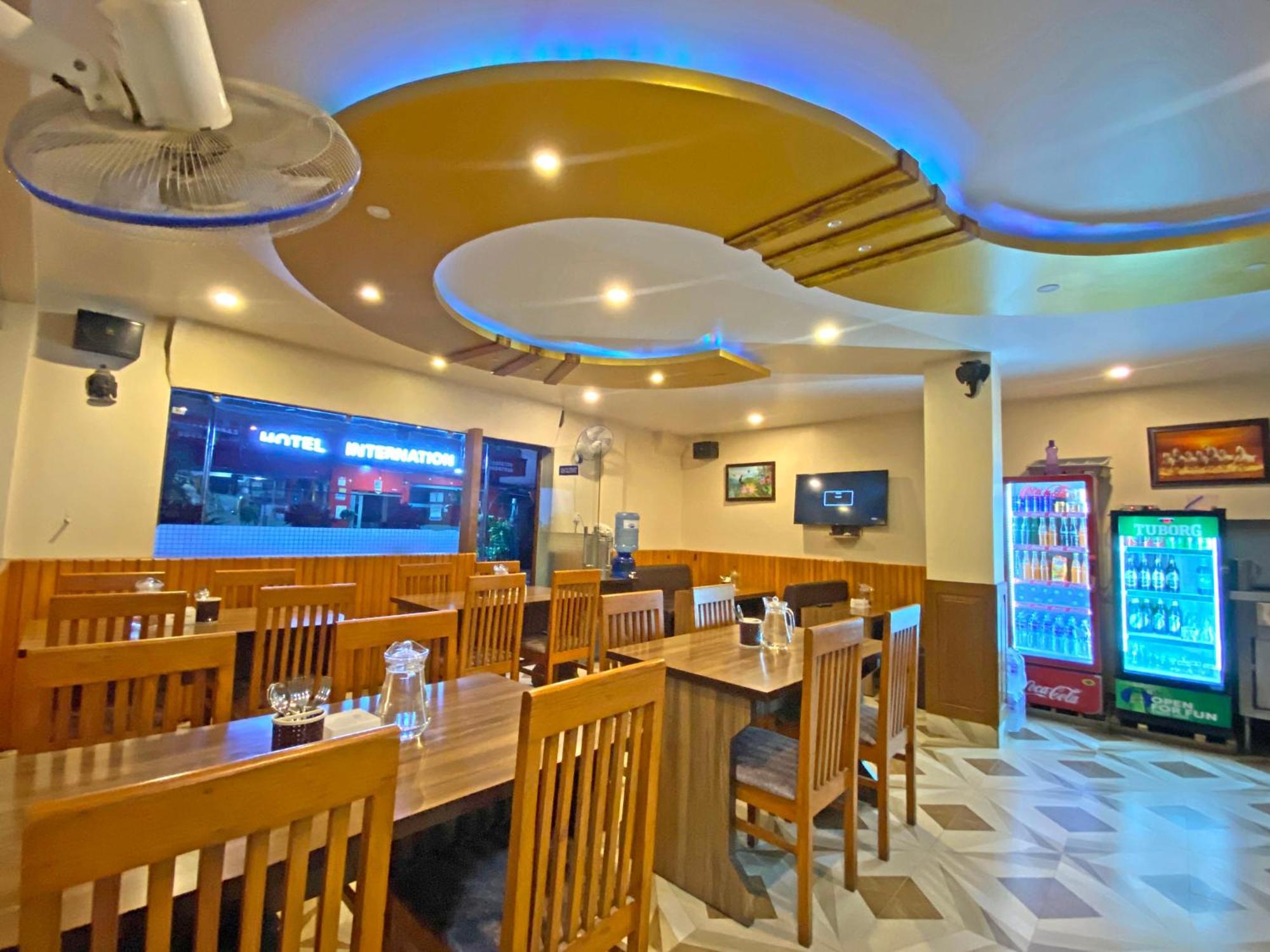 Hotel Airport Holiday Katmandou Extérieur photo