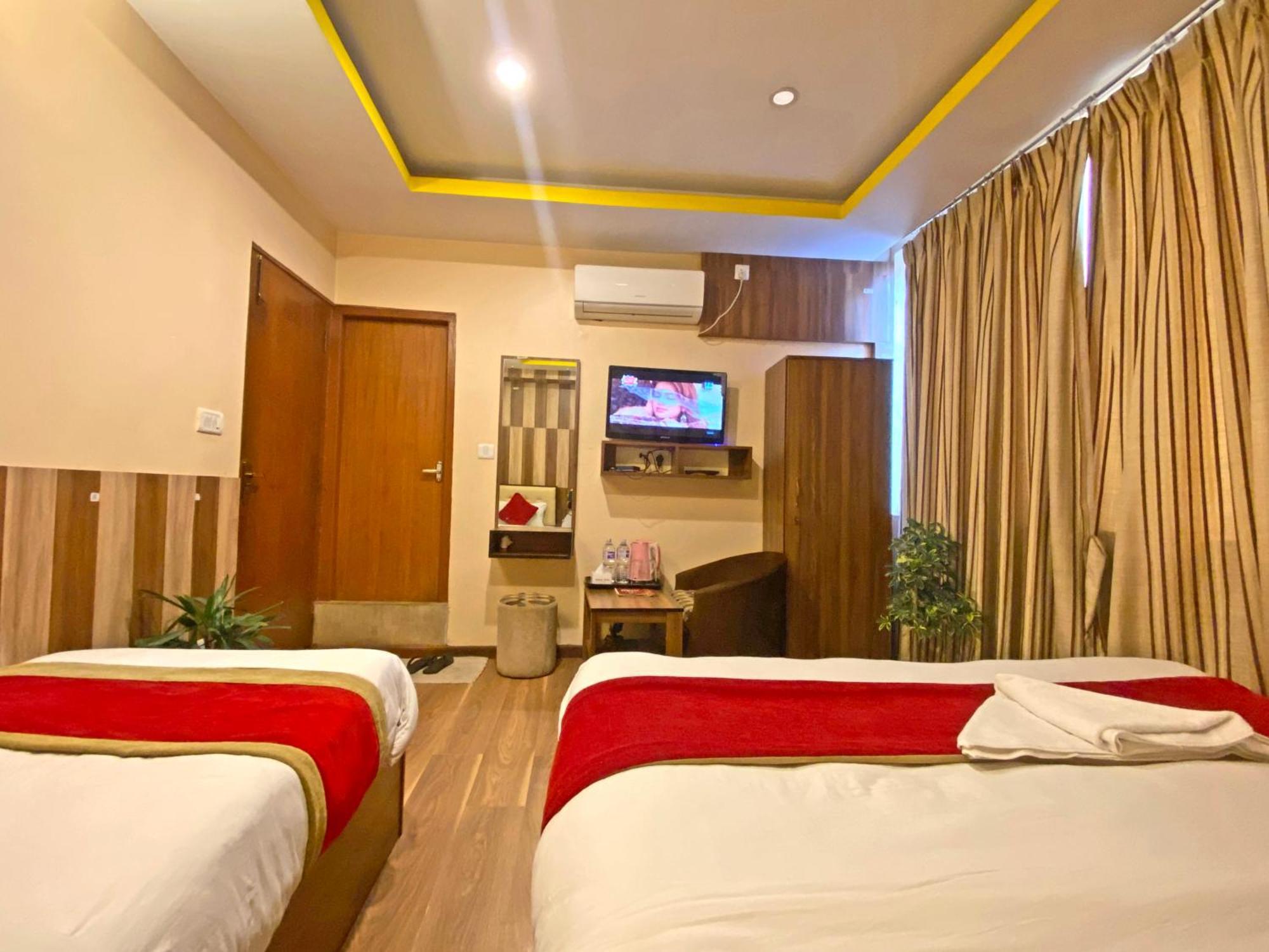 Hotel Airport Holiday Katmandou Extérieur photo