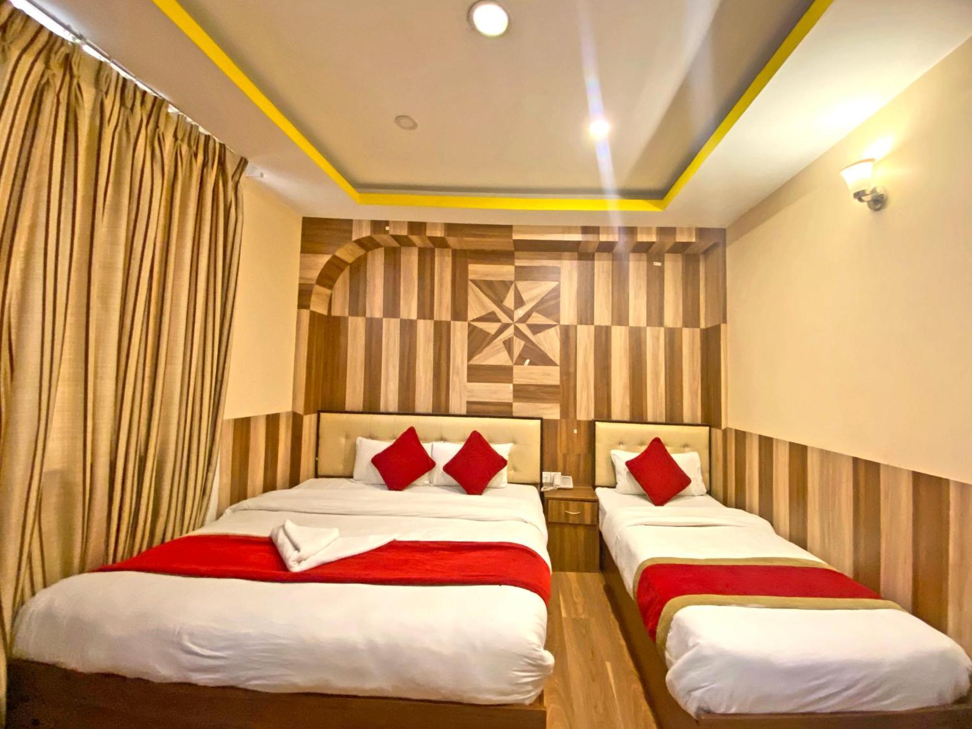 Hotel Airport Holiday Katmandou Extérieur photo