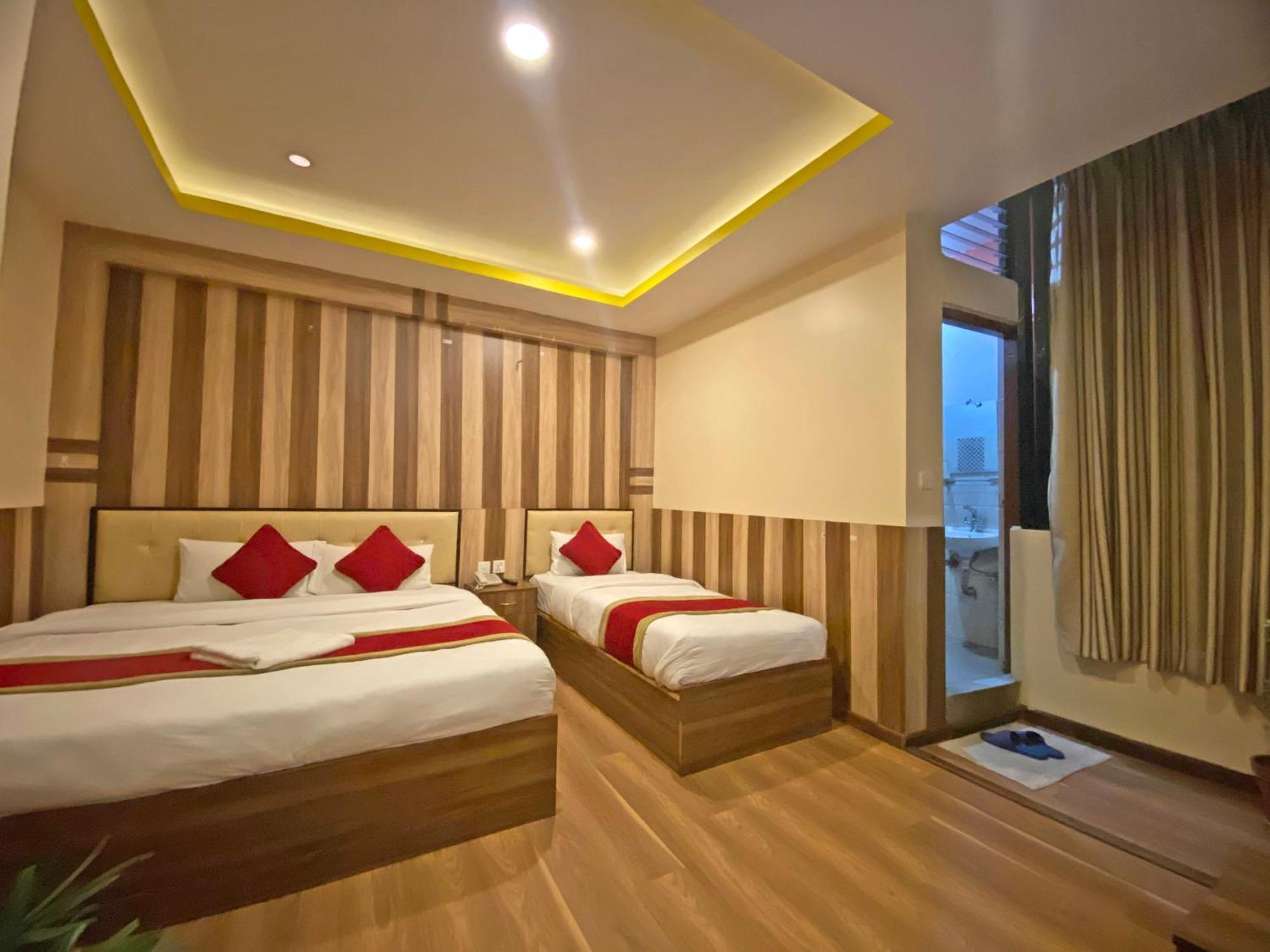 Hotel Airport Holiday Katmandou Extérieur photo